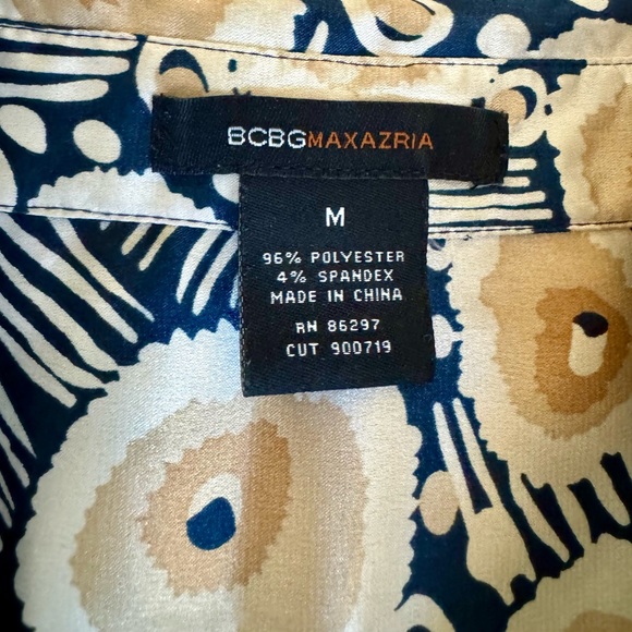 BCBG Designer Blouse Sz Med - Picture 12 of 13